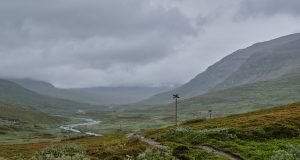 Paddle Your Way to Adventure: Top Kayaking & Canoeing Destinations Paddle Your Way to Adventure: Top Kayaking & Canoeing Destinations