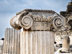 Step into the Past: Top Historical Walks & Trails Step into the Past: Top Historical Walks & Trails