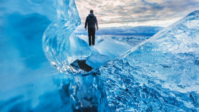 Global Adventures: Navigating Local Customs with Respect
