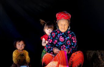 Exploring Poverty: A Family Vacation Dilemma Exploring Poverty: A Family Vacation Dilemma