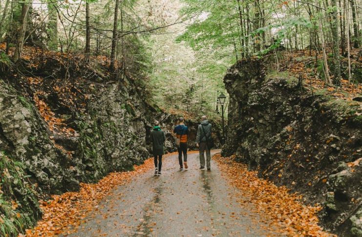 Family Vacations: Navigating Poverty Exposure for Kids