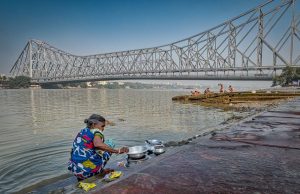 Exploring Poverty: Family Vacation or Ethical Dilemma? Exploring Poverty: Family Vacation or Ethical Dilemma?