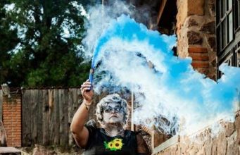 Navigating Strict Customs: Top Travel Tips Revealed Navigating Strict Customs: Top Travel Tips Revealed